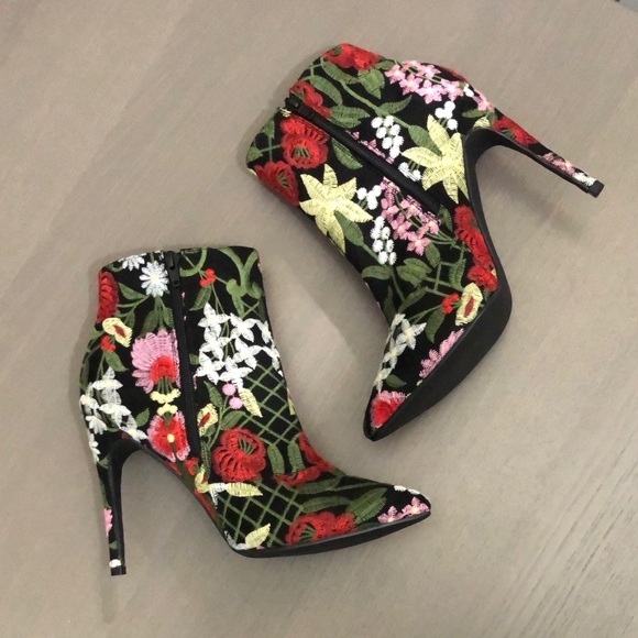 maxime stiletto bootie